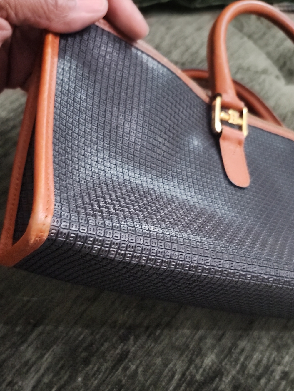 Bally Vintage Leather Handbag W/Logo Goldtone Hardware Black & Brown - Picture 12 of 17